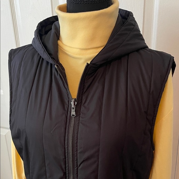 Michael Kors Black Hooded Vest small - Picture 2 of 12